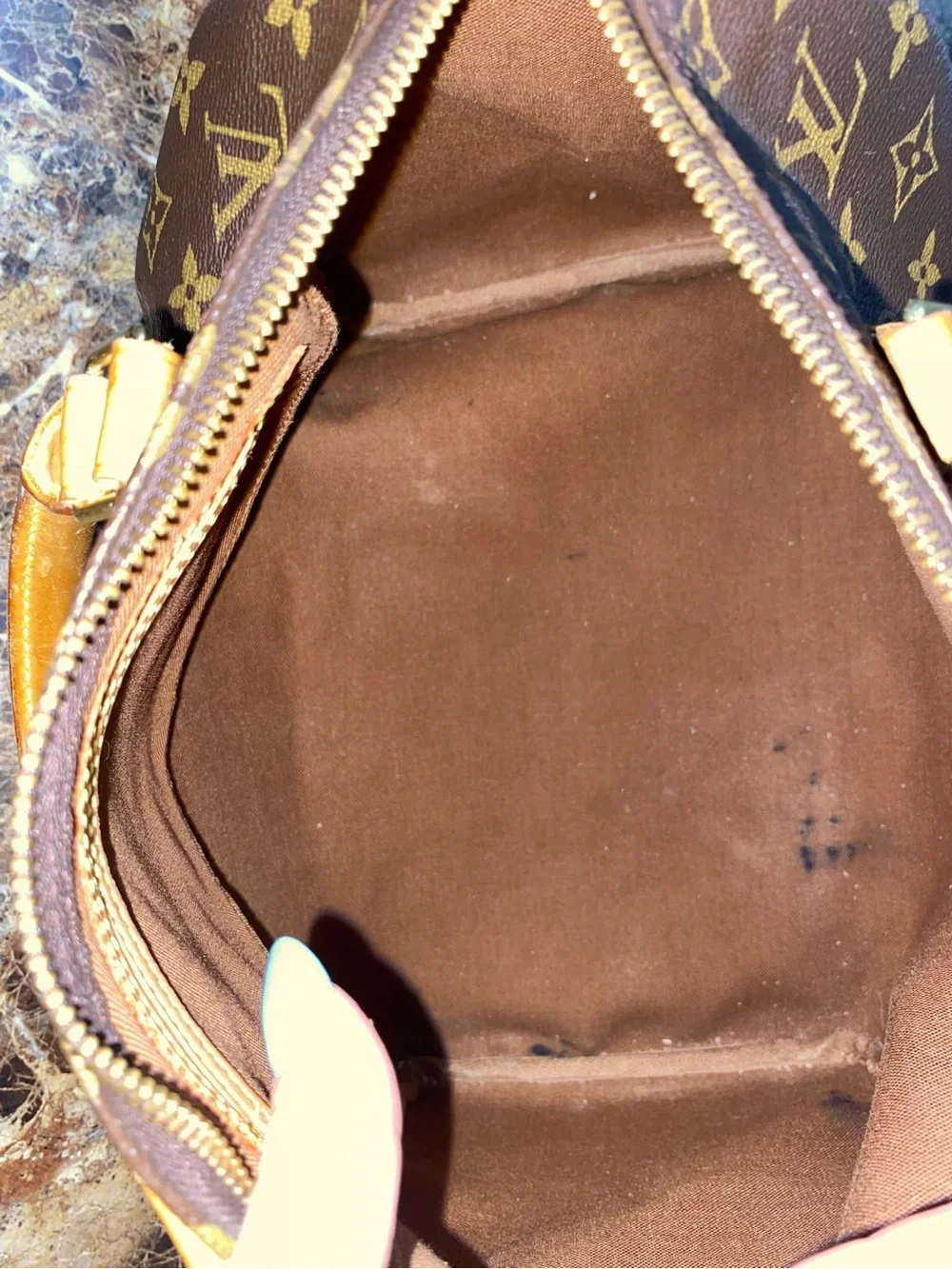 Louis Vuitton speedy 30 monogram
